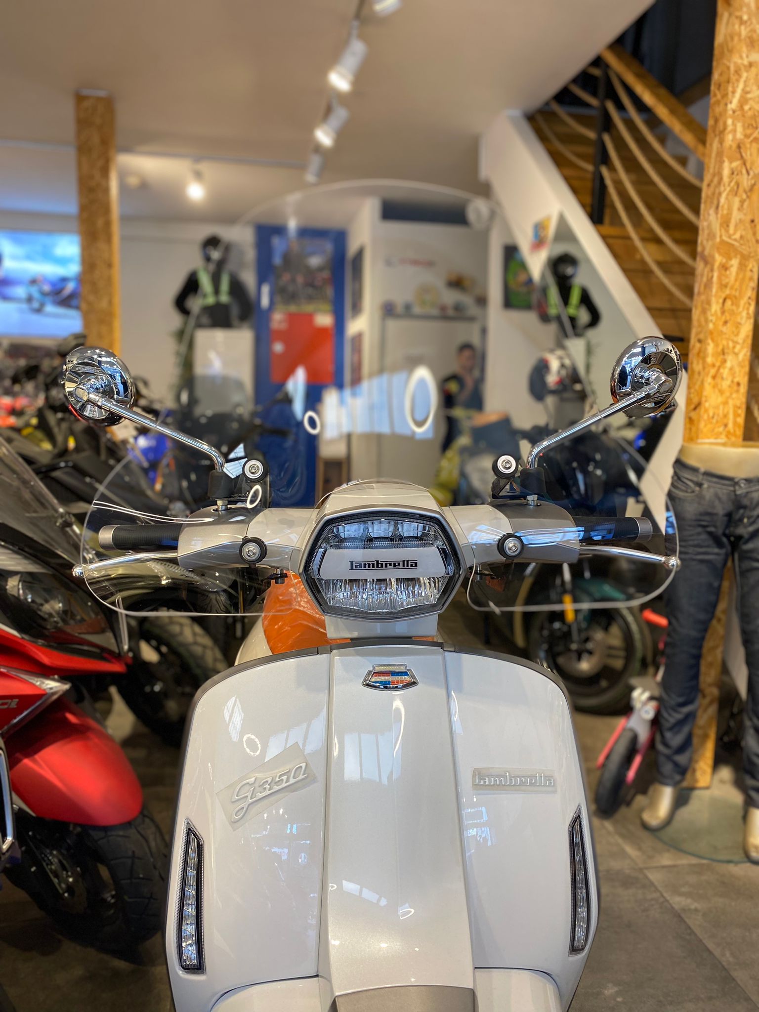 LAMBRETTA G350 UYUMLU ŞEFFAF  UZUN CAM 